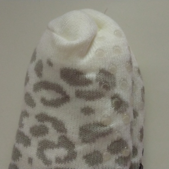 Alexa Rose slipper socks 9-11 NWT - Picture 3 of 6